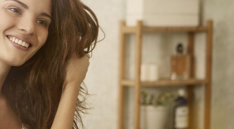 Capelli grassi: quale olio per capelli scegliere?