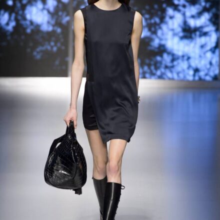 Quale make-up con la frangia corta?