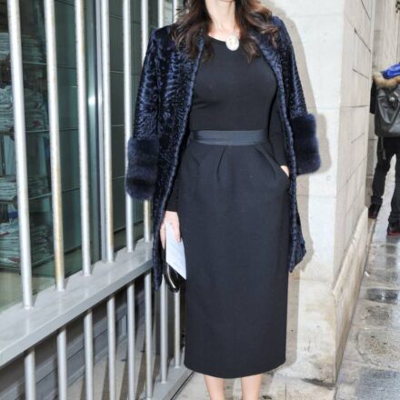Streetstyle: ricci morbidi per una serata chic