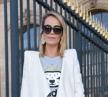 Streetstyle: capelli sciolti sì, ma con accessori XXL