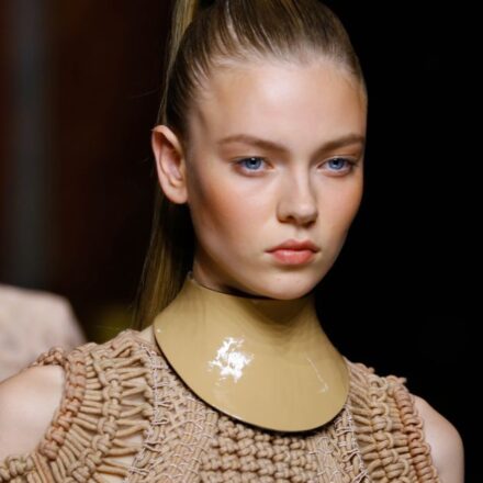 Come portare la coda di cavallo nel 2016?