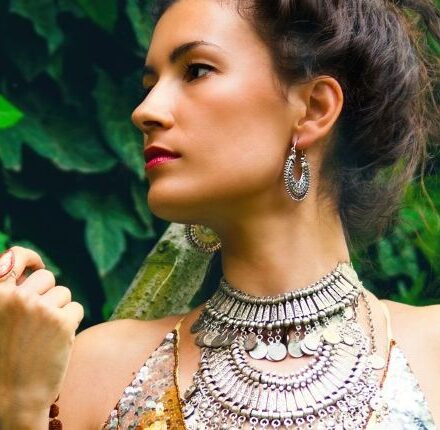 Il make-up perfetto per uno chignon bohémien