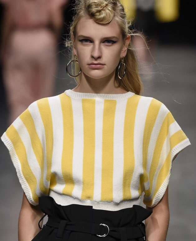 Il nuovo chignon si chiama "front bun"