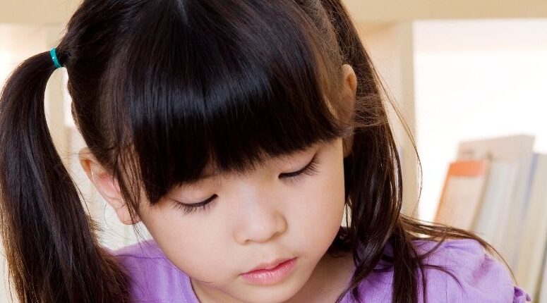 Bambini: quale taglio con i capelli lisci?