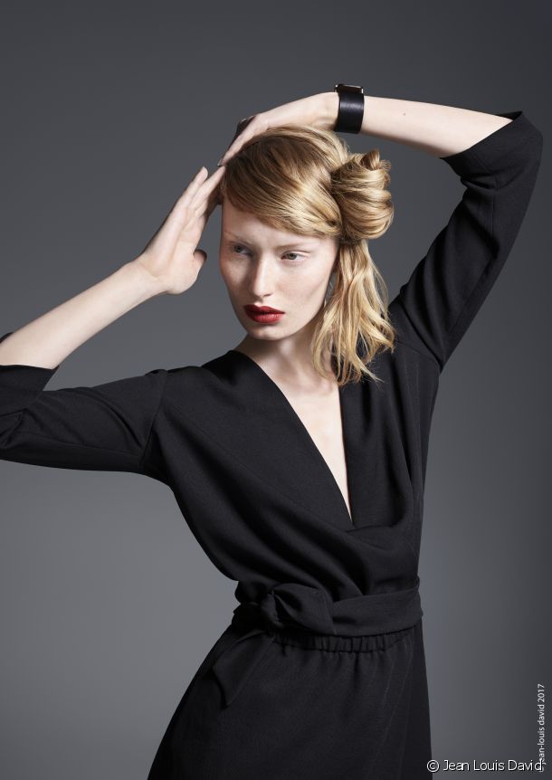 8692-lo-chignon-asimmetrico-article_media_block-1.jpg
