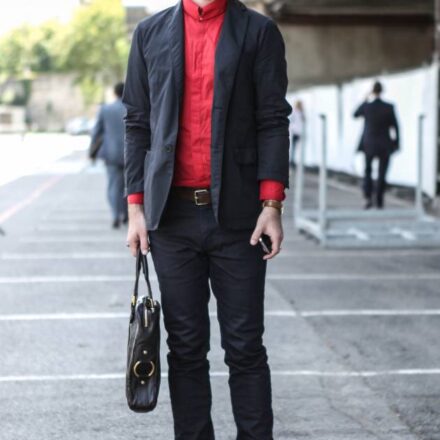 Streetstyle: il taglio corto strutturato per uno stile dandy