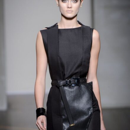 Sai come si fa la riga a "V"?