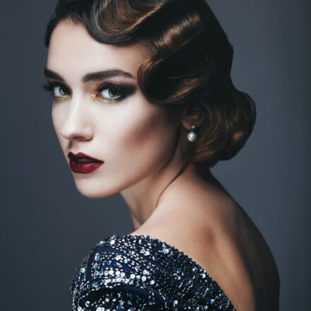 Come realizzare il classico look anni Venti
