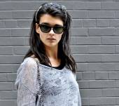 Streetstyle: focus sul cerchietto-gioiello
