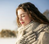 Il sole d'inverno. Come proteggo i miei capelli?
