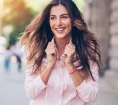 Capelli piatti: come dargli (finalmente) volume