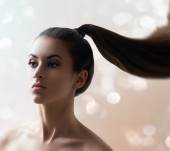 Quali gesti per capelli in piena salute in primavera?