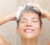 Maschera per capelli: i gesti da seguire e quelli da evitare.