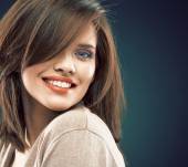 Capelli secchi: consigli per curarli ogni giorno