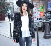 Streetstyle: portare il borsalino su capelli sciolti
