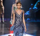 3 modi di portare il foulard per un look retró