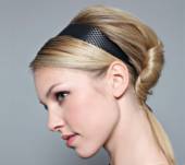 Focus su un accessorio di tendenza: il cerchietto