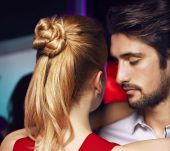 Il falso chignon fa scalpore