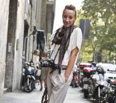 Emmanuelle,  23 anni: «Il ciuffo cotonato, easy chic!»