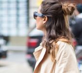 Perchè il mezzo chignon piace tanto?