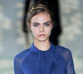 Vista sulle passerelle: l'headband con il fiocco