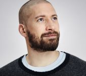 Uomo: passare ai capelli cortissimi