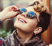 Prendersi cura dei capelli corti in inverno