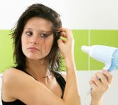 Uscire dalla piscina con i capelli in ordine