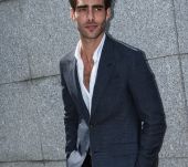 Uomo: zoom sul quiff haircut