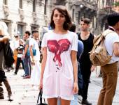 Streetstyle: valorizzare i capelli folti