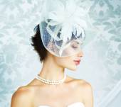 Capelli corti: quali acconciature da sposa?