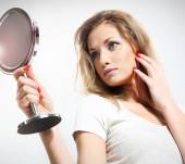 Capelli bianchi: presto soltanto un lontano ricordo?