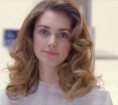 Capelli lunghi: da lisci a mossi. Con stile